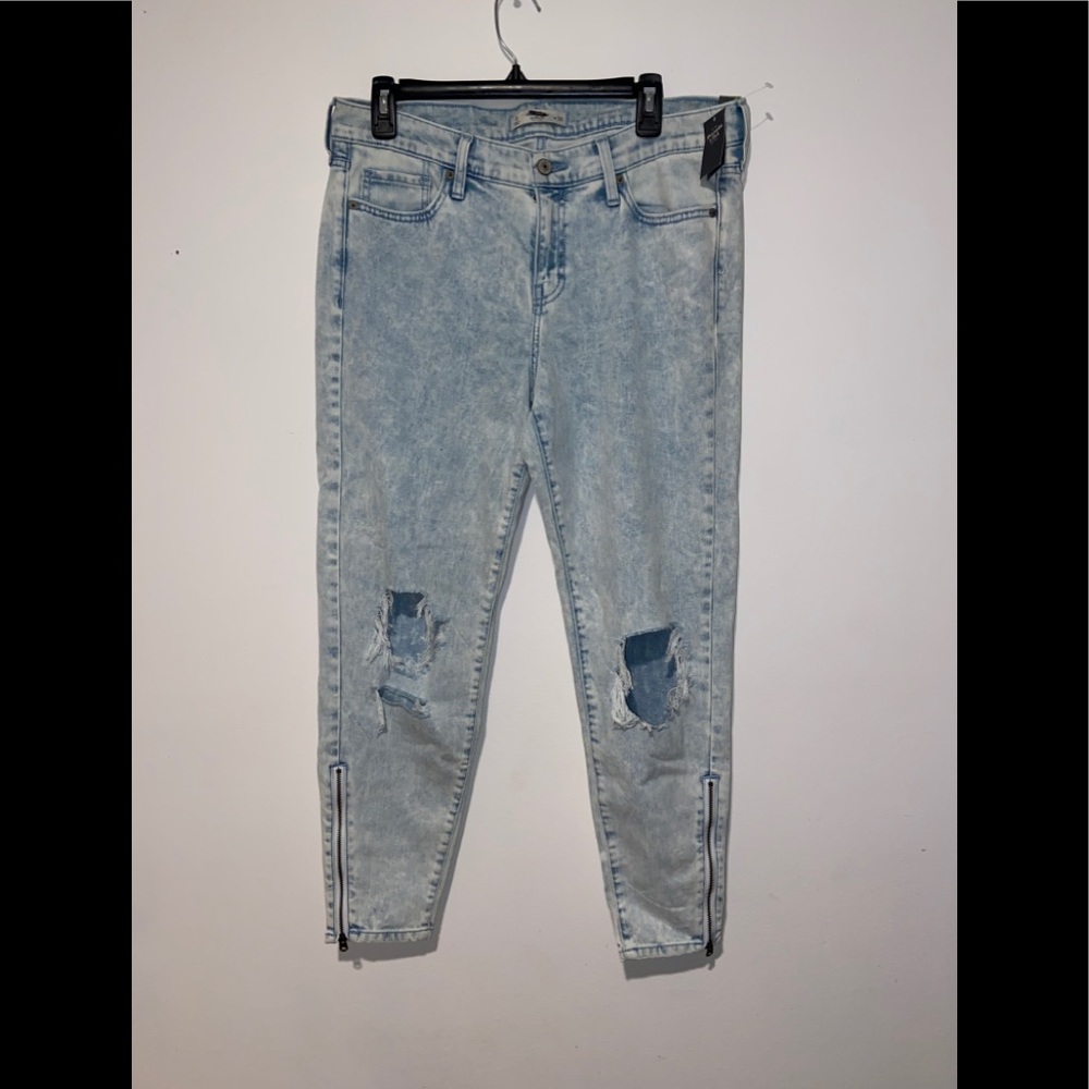 Abercrombie & Fitch boyfriend jeans